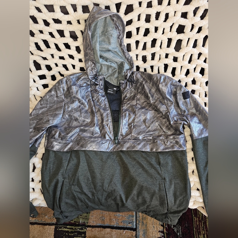 Under armour rain wind breaker
